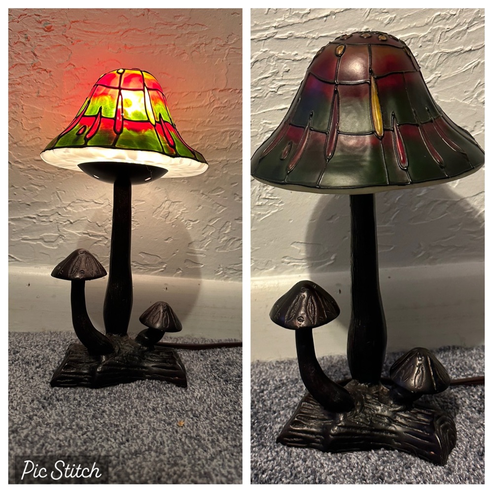 Vintage Stained Glass 3 Mushroom Lamp bronze pyramid collection early-mid 90’s